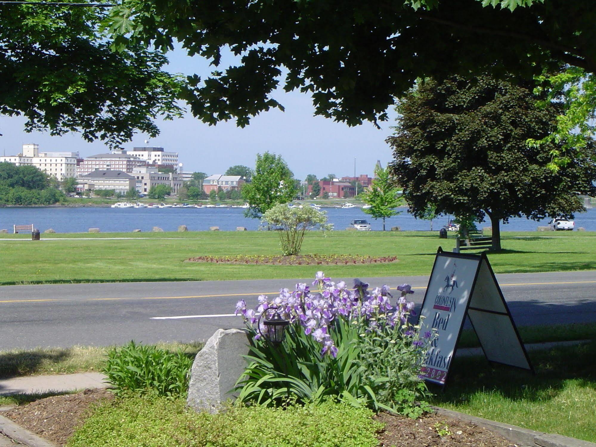 The Colonel'S In Bed And Breakfast Fredericton Dış mekan fotoğraf